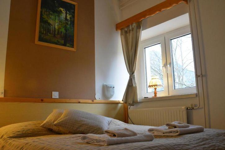 Rooms Barovc By The Lake Jasna Kranjska Gora Eksteriør bilde A guest room at the hotel